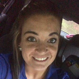 Meet your Posher, Leeann